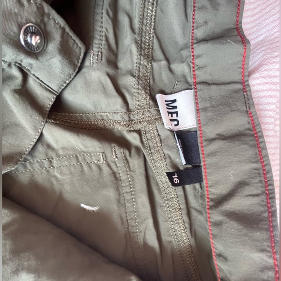 MEC hiking pants - Picture 3 of 3